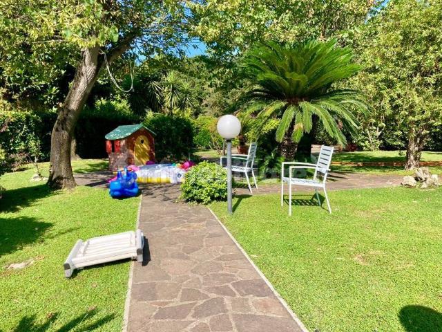 Villa Indipendente in affitto a Mezzomonte, Sabaudia