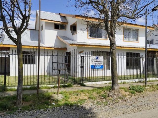Casa en arriendo en Villa Presidente Ibáñez, Linares