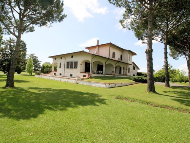Casa in vendita a Tonfano, Toscana