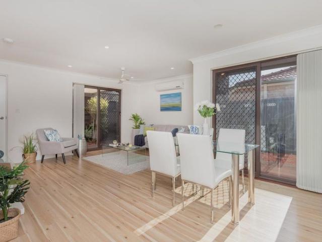House for rent in Como, Western Australia