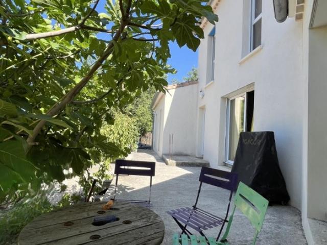Maison vente à Nîmes, Foissac