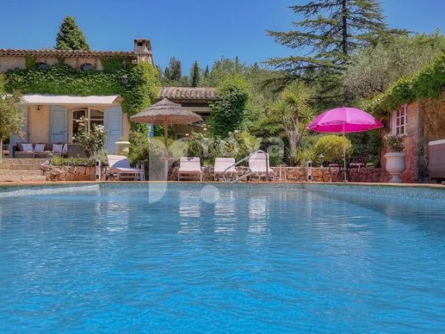 Maison vente à Grasse, Châteauneuf-grasse