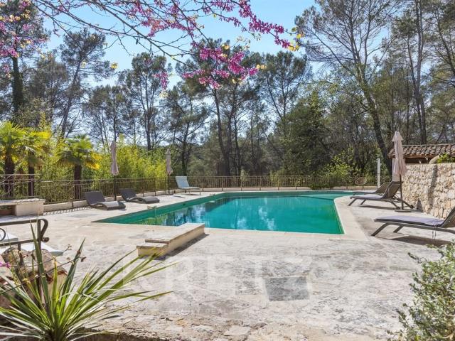 Maison vente à Grasse, Roquefort-les-pins
