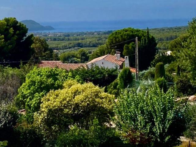 Maison vente à Arrondissement de Toulon, La Cadière-d'azur