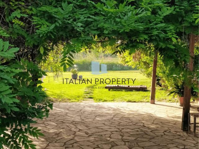 Casa in vendita a Tuoro Sul Trasimeno, Umbria