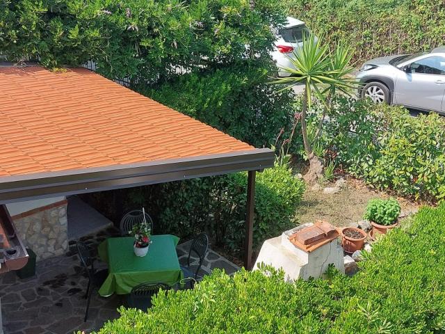 Villa Indipendente in vendita a Strazzari, San Giovanni a Piro