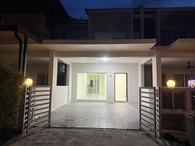 Terraced House for rent in Wellesley, Penang