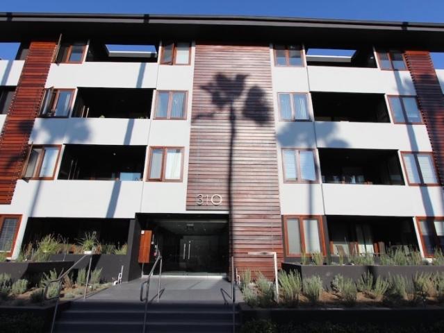 Apartment for rent in Beverly Hills, California