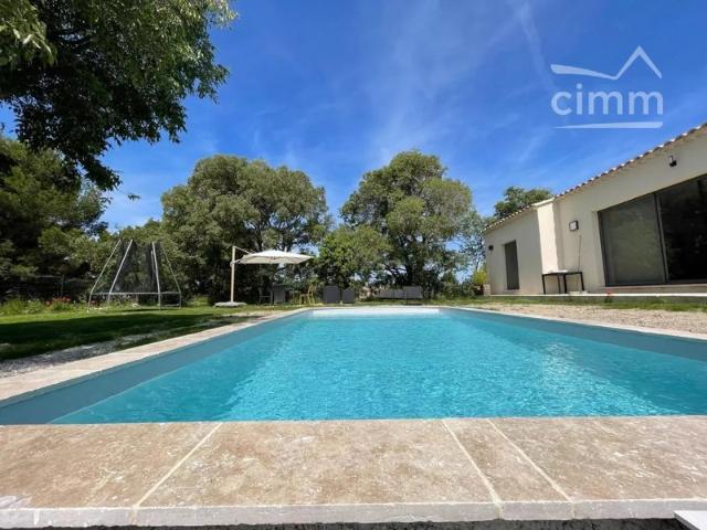 Maison location à Carpentras, La Roque-sur-pernes