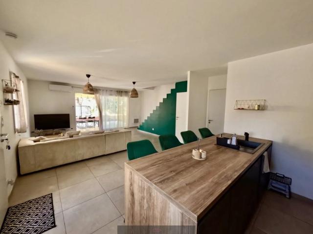 Maison vente à Arrondissement de Toulon, La Farlède