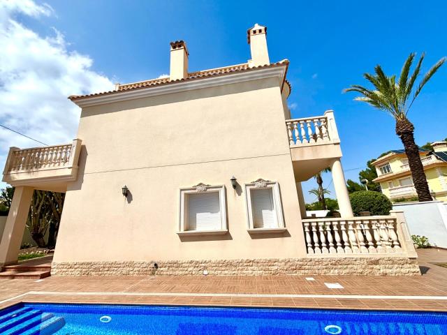 Chalet en venta en Cabo Roig, el Baix Segura / La Vega Baja