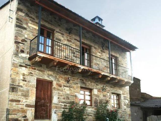 Casa en alquiler en Villardeciervos, Castilla y León