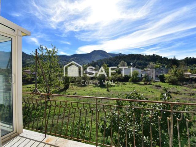 Maison location à Digne-les-Bains, Entrages