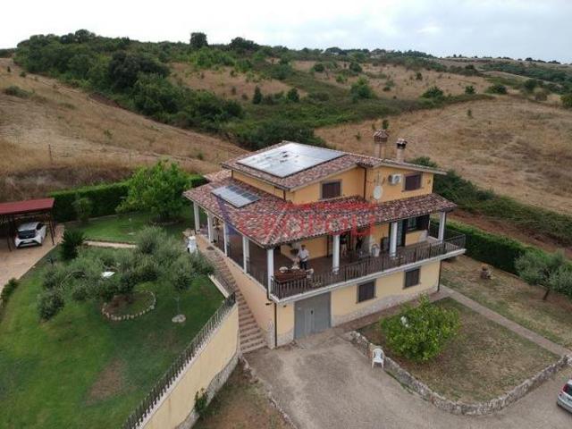 Villa Indipendente in vendita a Roma Capitale, Lazio