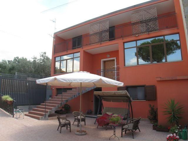 Villa Indipendente in vendita a Serroni Alto, Olevano Sul Tusciano