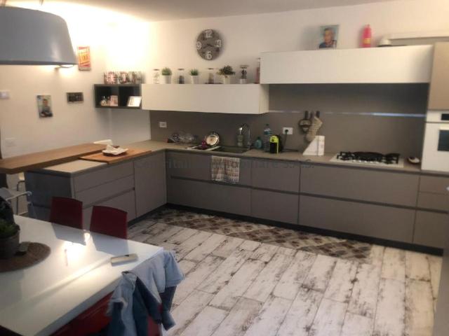Villa Indipendente in vendita a Marche, Pesaro E Urbino