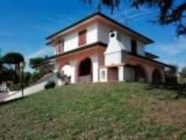 Villa Indipendente in vendita a Nuovo Circondario Imolese, Castel San Pietro Terme