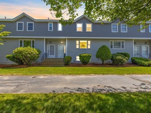 Condo for sale in Tewksbury, Massachusetts