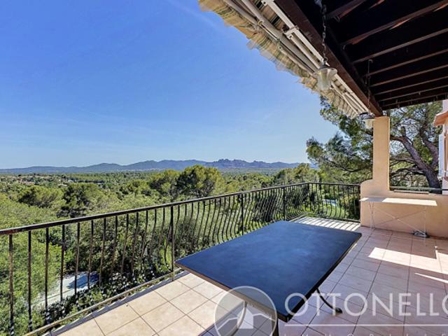 Maison vente à Roquebrune-sur-Argens, Var