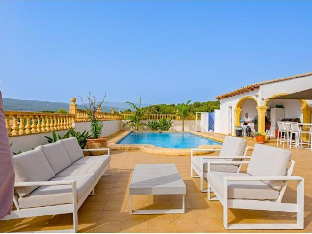 Casa en venta en Beniarbeig, Alacant / Alicante