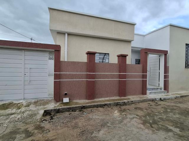 Maison vente à Ain Zaghouan, Douz