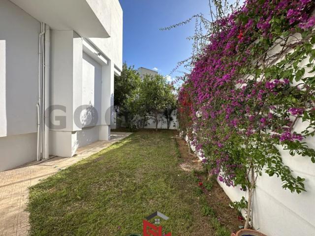 Maison location à Ain Zaghouan, Douz