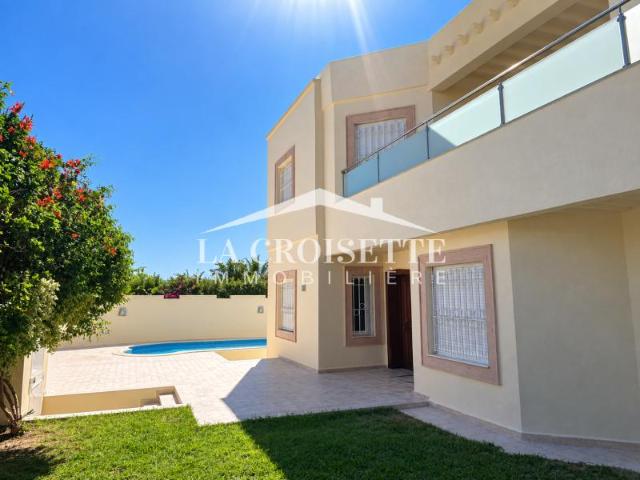 Maison location à قمرت, تونس