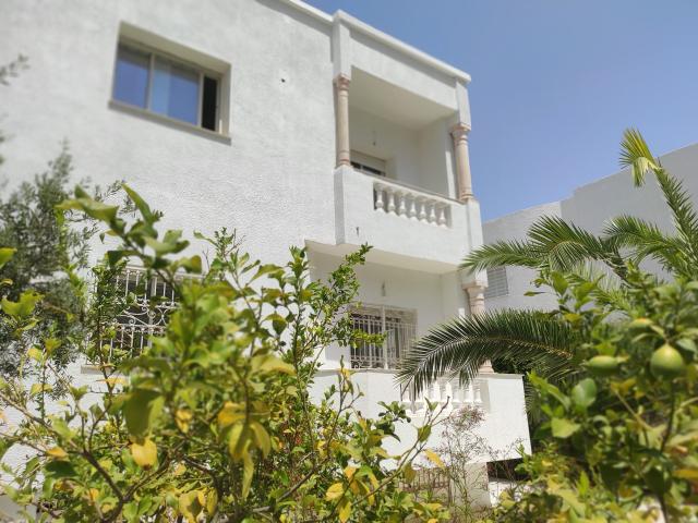 Maison location à Ain Zaghouan, Douz