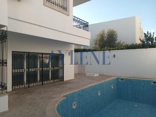 Maison location à Ain Zaghouan, Douz