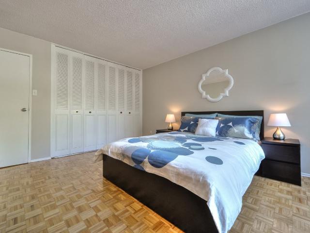 Apartment for rent in Dollard-des-ormeaux, Quebec