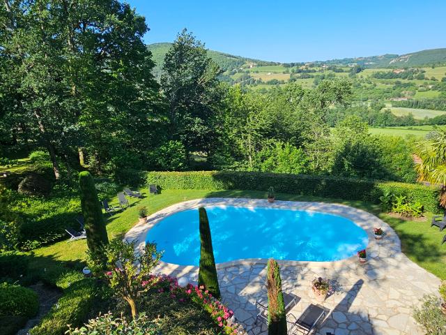 Maison vente à Figeac, Saint-vincent-du-pendit