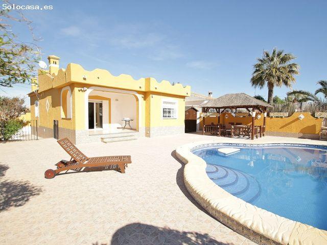 Casa en alquiler en Torrevieja, El Limonar