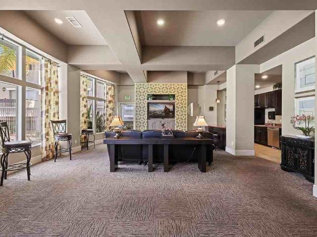 Apartment for rent in Costa Mesa, California