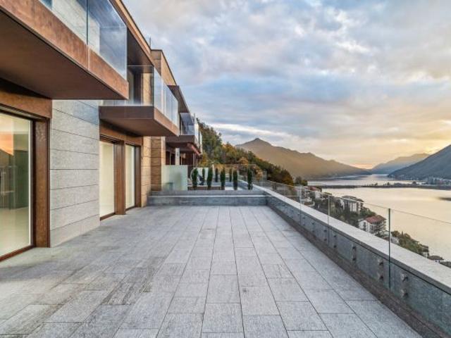 Villa Indipendente in vendita a Campione d'Italia