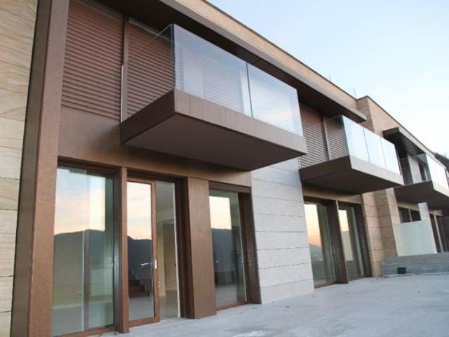 Villa Indipendente in vendita a Campione d'Italia