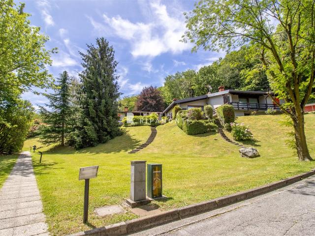 Villa Indipendente in affitto a Galbiate, Lombardia