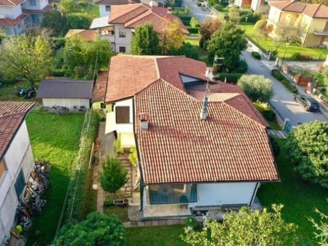Villa Indipendente in vendita a Prevalle, Brescia