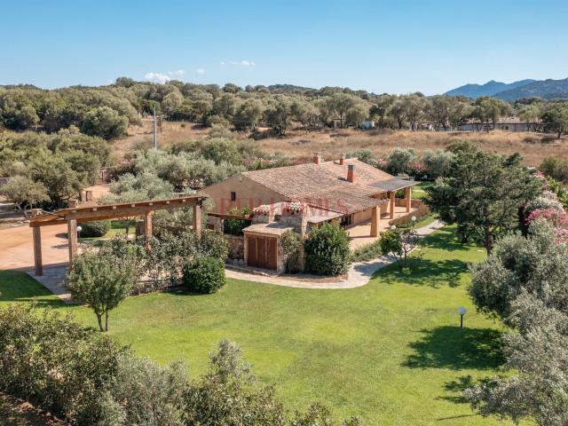 Casa in vendita a San Pantaleo, Sardigna/Sardegna