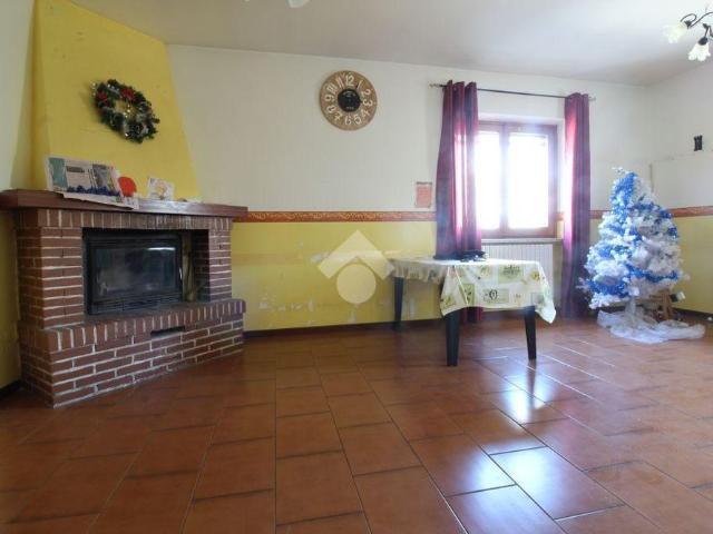 Villa Indipendente in affitto a Torricella Sabina, Lazio