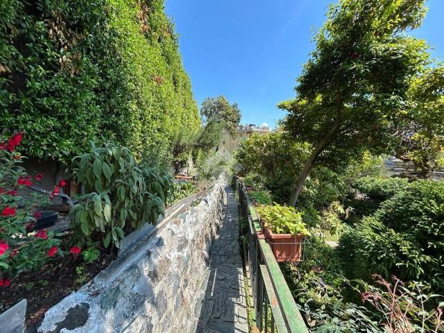 Villa Indipendente in affitto a Ponente, Serra Riccò