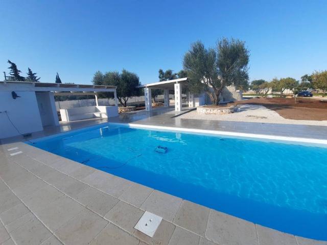 Villa Indipendente in affitto a Puglia, Brindisi