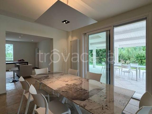 Villa Indipendente in affitto a Coriano, Reggio Emilia