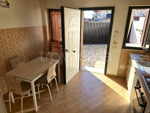 Villa Indipendente in affitto a Roma Capitale, Lazio