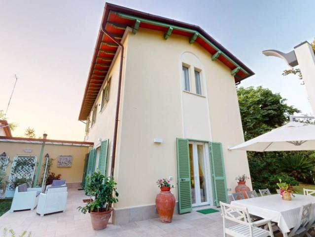 Villa Indipendente in affitto a Piemonte, Torino