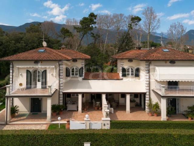 Villa Indipendente in affitto a Vittoria Apuana, Forte Dei Marmi