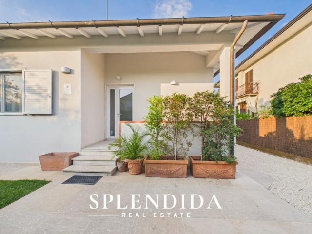 Villa Indipendente in affitto a Vaiana, Forte Dei Marmi