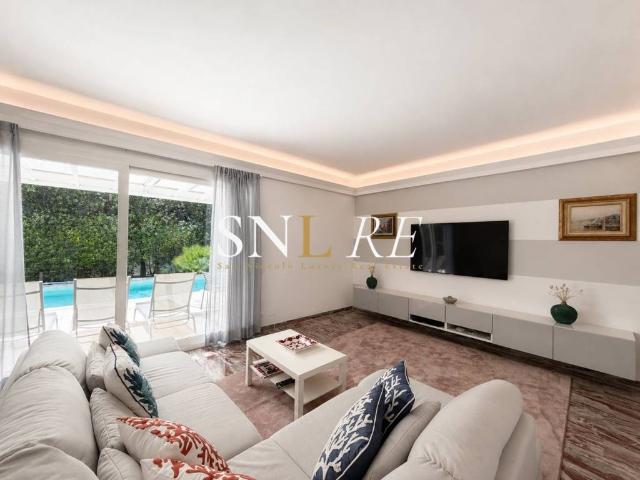 Villa Indipendente in affitto a Vittoria Apuana, Forte Dei Marmi