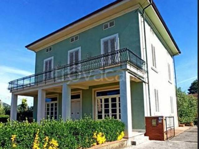 Villa Indipendente in affitto a San Pietro a Vico, Bagni Di Lucca Ponte