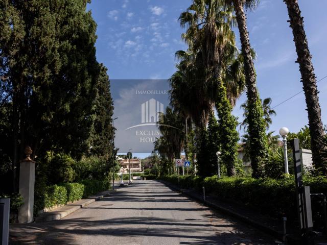 Villa Indipendente in affitto a Messina, Sicilia