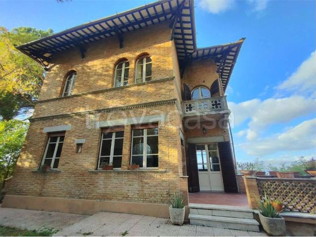 Villa Indipendente in affitto a Montefalco, Umbria